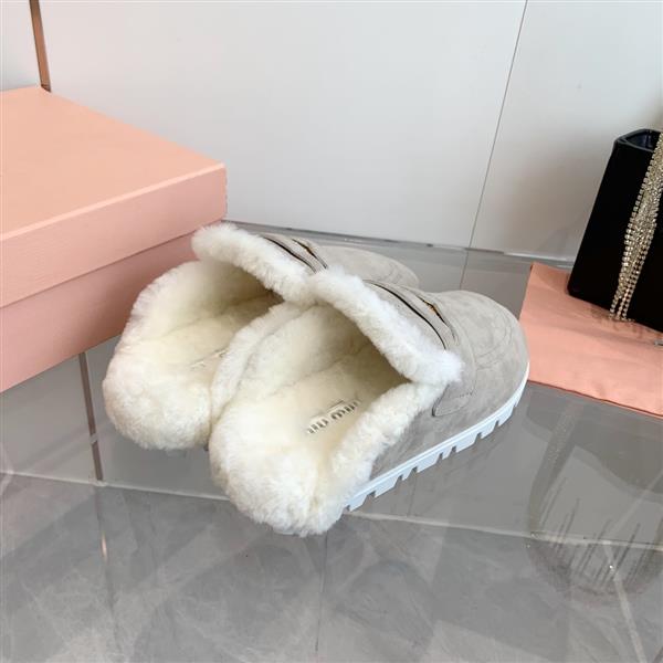 20243518944468 26023